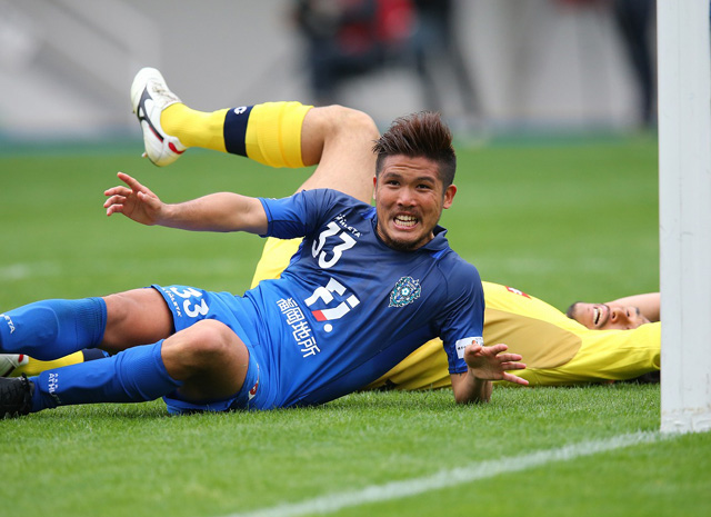 【明治安田Ｊ２ 第6節 福岡vs水戸】均衡を破った鈴木（福岡）（2/3）