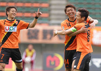 【明治安田Ｊ３ 第4節 山口vs藤枝】チームに先制点をもたらした小塚（山口 #14）（1/2）