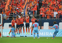 【明治安田Ｊ２ 第6節 大宮vs熊本】嶋田（熊本）がFKを果敢に狙うもゴールとはならず（1/3）