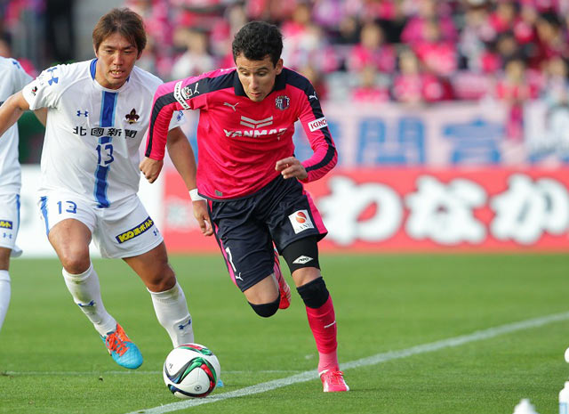 【明治安田Ｊ２ 第7節 Ｃ大阪vs金沢】この試合最多6本のシュートを放ったパブロ（Ｃ大阪）（2/3）