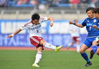 【明治安田Ｊ１ １ｓｔ 第6節 山形vs松本】果敢にシュートを放つ積極性を見せた岩上（松本）（4/5）