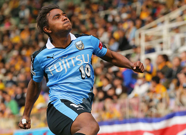 【明治安田Ｊ１ １ｓｔ 第6節 仙台vs川崎Ｆ】同点弾からわずか2分後に逆転ゴールを決めたレナト（川崎Ｆ）（3/5）