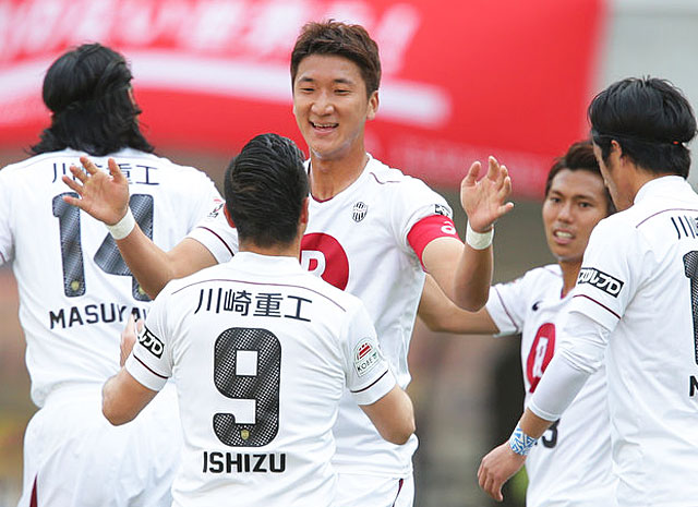 【明治安田Ｊ１ １ｓｔ 第6節 新潟vs神戸】オウンゴールを誘発するCKを蹴ったチョン ウヨン（神戸）（2/5）