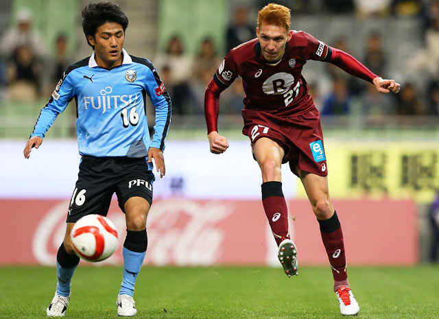 【ＹＮＣ 予選リーグ 第4節 神戸vs川崎Ｆ】ポスト直撃の惜しいシュートを放ったフェフージン（神戸）（2/5）