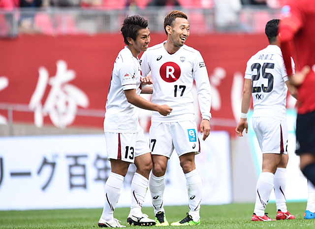 【明治安田Ｊ１ １ｓｔ 第7節 鹿島vs神戸】決勝ゴールを決め、勝利を呼び込んだ田中（神戸 写真右）（5/5）