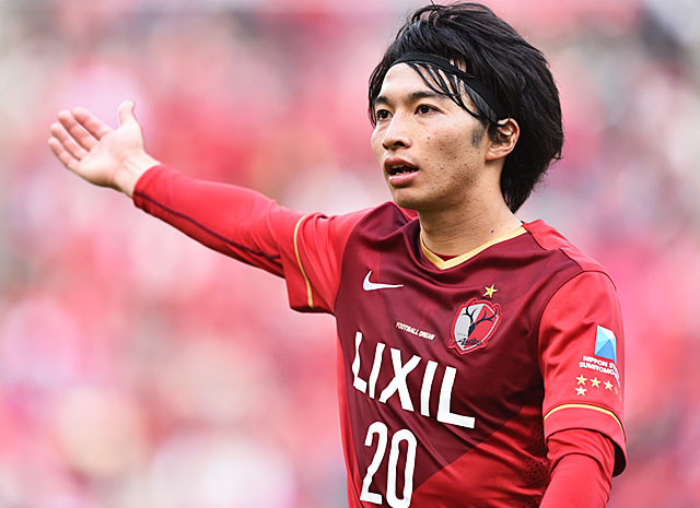 【明治安田Ｊ１ １ｓｔ 第7節 鹿島vs神戸】鮮やかな一撃で同点ゴールを決めた柴崎（鹿島）（3/5）