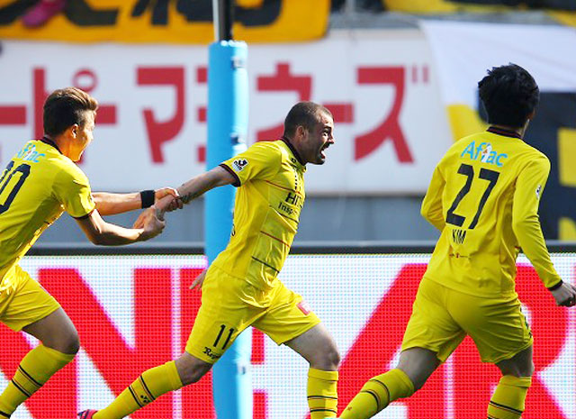 【明治安田Ｊ１ １ｓｔ 第7節 鳥栖vs柏】今季2点目となるゴールで先制点を挙げたレアンドロ（柏）（2/5）