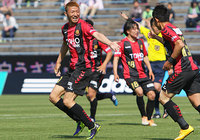 【明治安田Ｊ３ 第7節 鳥取vs福島】終了間際に価千金の決勝点を決めた齋藤（福島）（2/2）