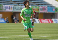 【明治安田Ｊ３ 第7節 鳥取vs福島】34分に幸先良く先制点を決めた廣田（鳥取）（1/2）