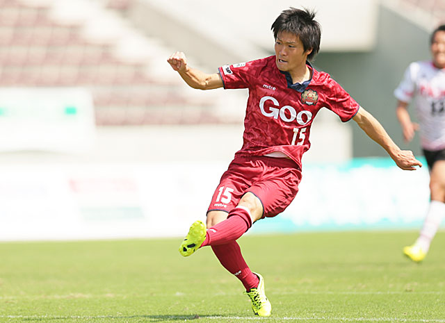 【明治安田Ｊ３ 第7節 琉球vs盛岡】ダメ押しの3点目で試合を決めた藤澤（琉球）（2/2）