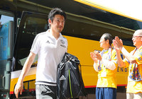 【明治安田Ｊ１ １ｓｔ 第8節 仙台vs鹿島】バスから降りる多々良（仙台）（5/15）