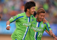 【明治安田Ｊ１ １ｓｔ 第8節 湘南vs鳥栖】後半に2ゴールを決めた島村（湘南）（4/5）