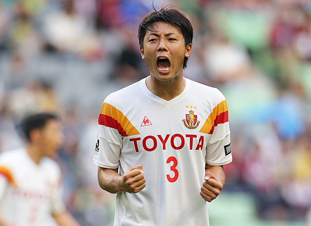 【明治安田Ｊ１ １ｓｔ 第8節 神戸vs名古屋】最終ラインで闘志あふれるプレーを見せた牟田（名古屋）（2/5）