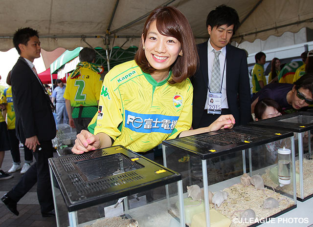 【明治安田Ｊ２ 第11節 千葉vs横浜FC】Ｊリーグ女子マネ佐藤 美希さんがフクダ電子アリーナに来場！（7/8）
