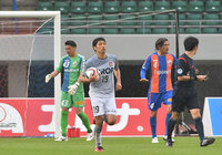 【明治安田Ｊ２ 第11節 長崎vs岡山】追撃のゴールを決めた片山（岡山）（2/3）