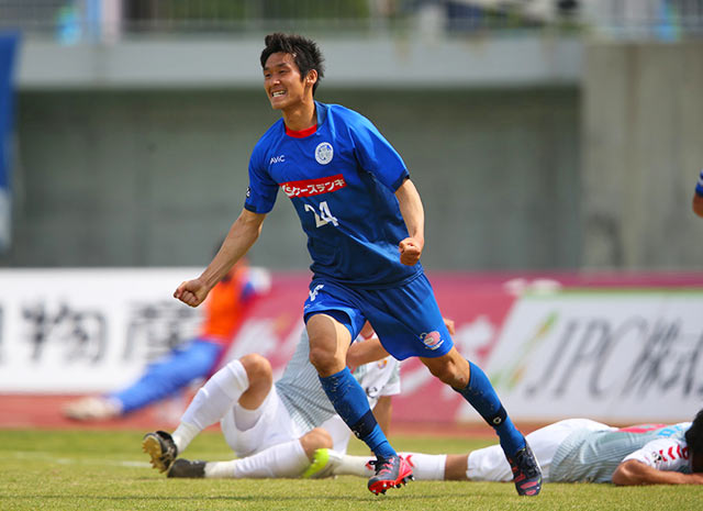 【明治安田Ｊ２ 第12節 水戸vs長崎】31分に同点ゴールを頭で押し込んだ細川（水戸）（2/3）