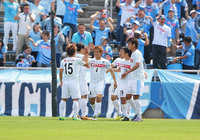 【明治安田Ｊ２ 第12節 横浜FCvs讃岐】試合の均衡を破るヘディングシュートを決めた沼田（讃岐 #4）（1/3）