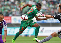 【明治安田Ｊ２ 第12節 岐阜vs京都】レオミネイロ（岐阜）は京都ゴールに迫るも得点ならず（3/3）