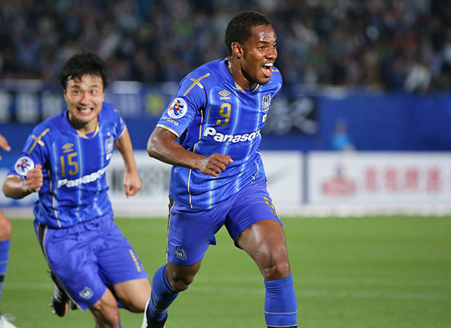 【ＡＣＬ２０１５ GS MD6 Ｇ大阪vs城南】値千金の逆転ゴールを押し込んだリンス（Ｇ大阪）（8/10）