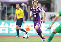 【明治安田Ｊ２ 第13節 京都vs東京Ｖ】ドリブル突破から同点弾をアシストした伊藤（京都）（2/3）