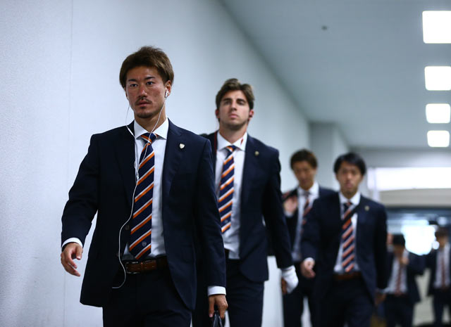 【明治安田Ｊ１ １ｓｔ 第11節 神戸vs清水】会場入りする六平ら清水の選手たち（4/15）