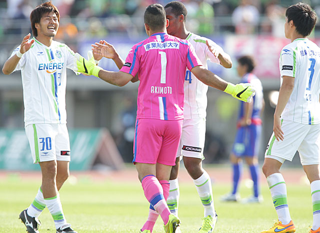 【明治安田Ｊ１ １ｓｔ 第11節 甲府vs湘南】粘り強い守備で無失点に抑えた湘南のDF陣（5/5）