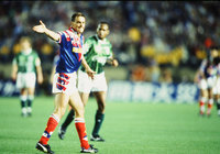 【5月15日はＪリーグの日！1993年 開幕戦プレイバック】横浜Ｍにとっての同点ゴールをマークしたエバートン（15/20）