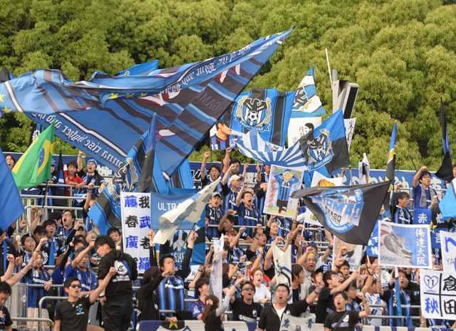 【明治安田Ｊ１ １ｓｔ 第12節 Ｇ大阪vs川崎Ｆ】熱い声援を送るＧ大阪ファン・サポーター（4/16）