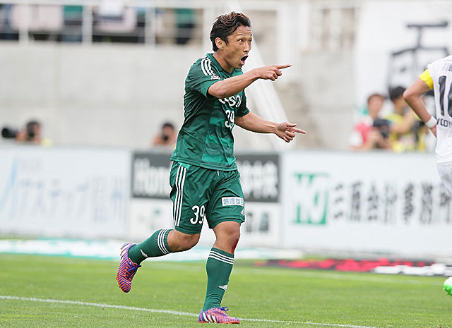 【明治安田Ｊ１ １ｓｔ 第12節 松本vs神戸】交代出場でゴールを決め、期待に応えた阿部（松本）（4/5）