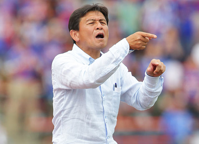 【明治安田Ｊ１ １ｓｔ 第12節 甲府vs山形】初陣を白星で飾った佐久間新監督（甲府）（5/5）