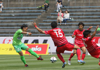 【明治安田Ｊ３ 第12節 鳥取vsYS横浜】先制となる2試合連続ゴールを決めた畑田（鳥取）（1/2）