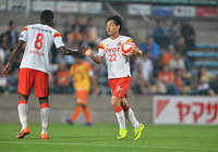 【ＹＮＣ 予選リーグ 第5節 清水vs名古屋】反撃の狼煙となる同点ゴールを決めた小屋松（名古屋）（2/5）