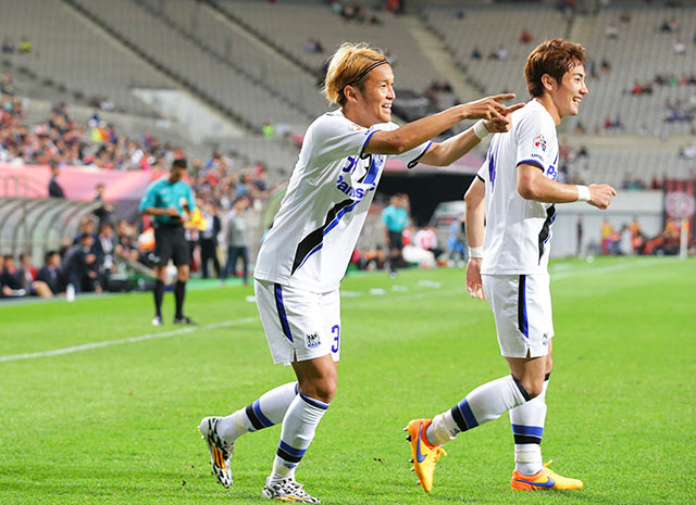 【ＡＣＬ２０１５ ラウンド16 第1戦 FCソウルvsＧ大阪】2得点で勝利の原動力となった宇佐美（Ｇ大阪）（14/16）