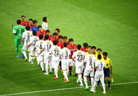 【明治安田Ｊ１ １ｓｔ 第13節 浦和vs鹿島】握手を交わす両イレブン（8/15）