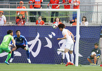 【明治安田Ｊ３ 第13節 鳥取vs長野】ヘディングで決勝ゴールを決めた西口（長野）（1/2）