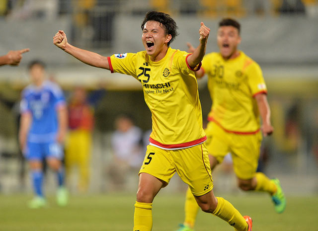 【ＡＣＬ２０１５ ラウンド16 第2戦 柏vs水原】準々決勝への扉を開く値千金の1点を挙げた小林（柏）（9/10）