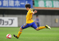 【ＹＮＣ 予選リーグ 第6節 仙台vs山形】長距離のFKを直接蹴り込み、1点を返した梁（仙台）（4/5）