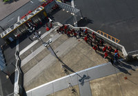 【明治安田Ｊ１ １ｓｔ 第14節 鹿島vs松本】県立カシマサッカースタジアムに続々と集まるファン・サポーター（1/15）