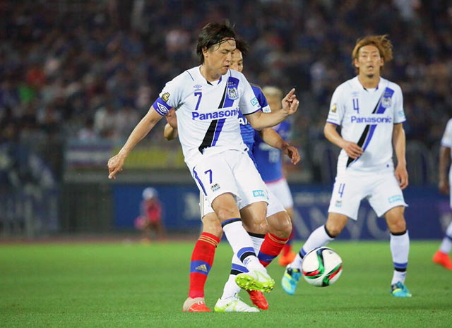 【明治安田Ｊ１ １ｓｔ 第14節 横浜FMvsＧ大阪】FKから劇的同点ゴールを演出した遠藤（Ｇ大阪）（13/15）