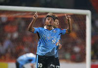 【明治安田Ｊ１ １ｓｔ 第14節 清水vs川崎Ｆ】反撃の一撃を決めたレナト（川崎Ｆ）（3/5）