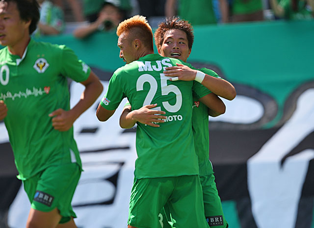 【明治安田Ｊ２ 第16節 東京Ⅴvs栃木】今季初ゴールが決勝ゴールとなった高木（東京Ⅴ）（2/3）