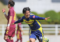 【明治安田Ｊ２ 第16節 群馬vs千葉】自身の誕生日に2ゴールを決めた江坂（群馬）（1/3）