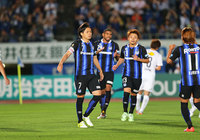 【明治安田Ｊ１ １ｓｔ 第10節 Ｇ大阪vs鹿島】PKをゴール右隅に決めてリードを広げた遠藤（Ｇ大阪）（8/10）