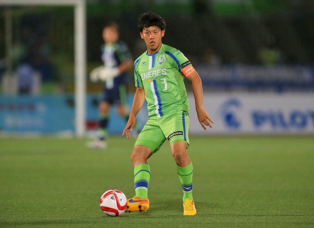 【ＹＮＣ 予選リーグ 第7節 湘南vsFC東京】試合終盤に惜しいシュートを放った遠藤（湘南）（4/5）