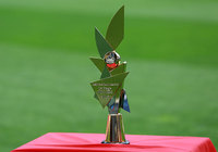 【明治安田Ｊ１ １ｓｔ 第15節 浦和vs清水】明治安田生命Ｊ１リーグ ステージ優勝トロフィーが到着（3/21）