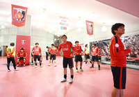 【明治安田Ｊ１ １ｓｔ 第15節 浦和vs清水】試合に向けてコンディションを整える浦和の選手たち（15/21）