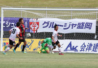 【明治安田Ｊ３ 第15節 福島vs盛岡】2試合連続ゴールで同点とした林（盛岡）（2/2）