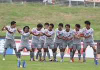 【明治安田Ｊ３ 第16節 山口vs町田】重松のゴール後、ゆりかごダンスを披露する町田の選手たち（1/2）