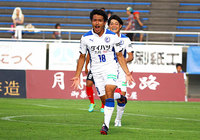 【明治安田Ｊ２ 第18節 金沢vs大分】豪快な同点ヘッドを決めた伊佐（大分）（2/3）