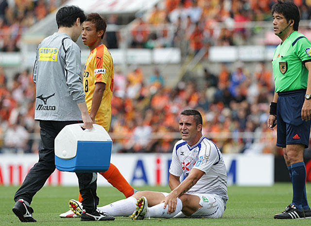 【明治安田Ｊ１ １ｓｔ 第16節 清水vs甲府】怪我から復帰したものの、再び負傷交代となったバレー（甲府）（2/5）